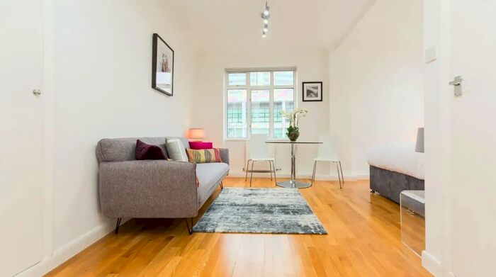 Studio To Rent In Euston Road, Regents Park, London, NW1