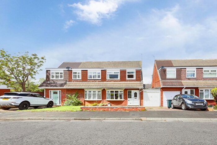 3 Bedroom House For Sale In Hersham Close, Kingston Park, NE3