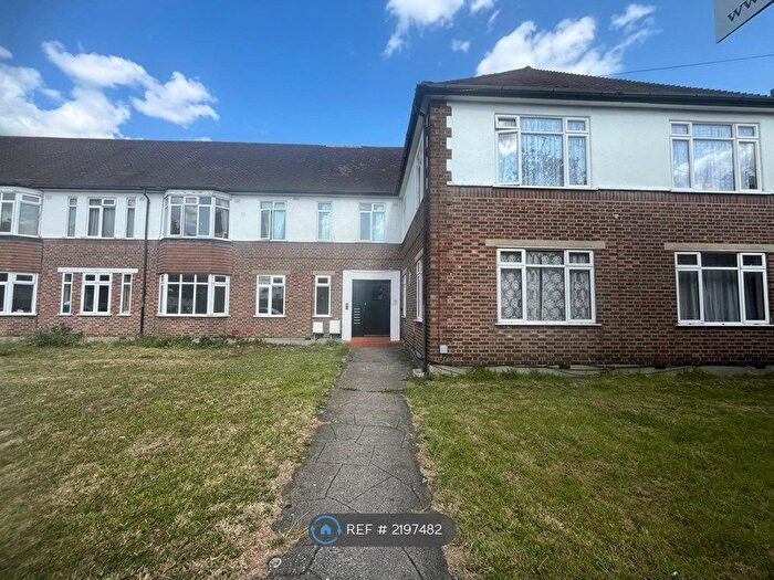 2 Bedroom Flat To Rent In Selhurst New Court, London, SE25