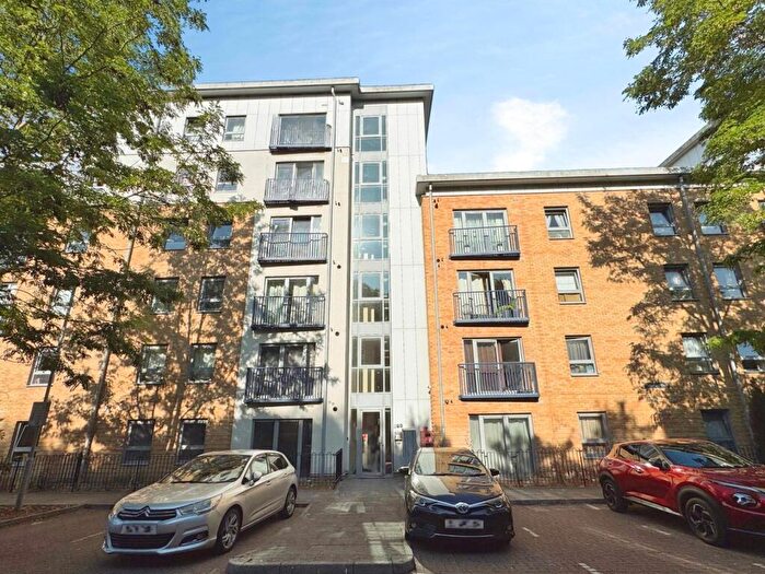 2 Bedroom Flat To Rent In Priestley Road, Basingstoke, Hampshire, RG24