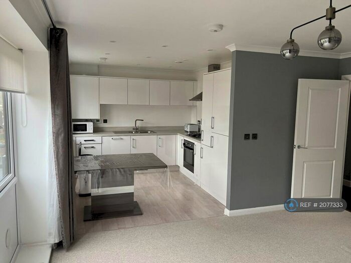2 Bedroom Flat To Rent In Allium Rise, Dartford, DA1