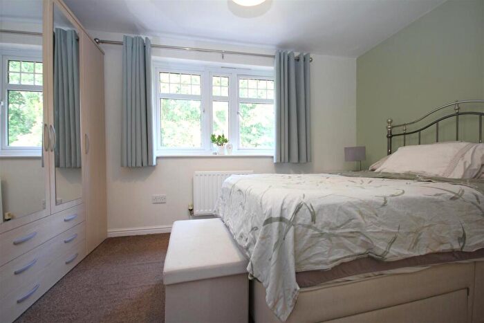 2 Bedroom Semi-Detached House For Sale In Thyme Avenue, Whiteley, PO15