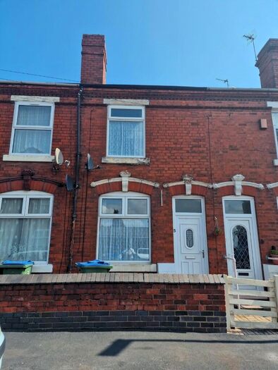 2 Bedroom Terraced House To Rent In Margaret Street, West Bromwich, West Midlands, B70