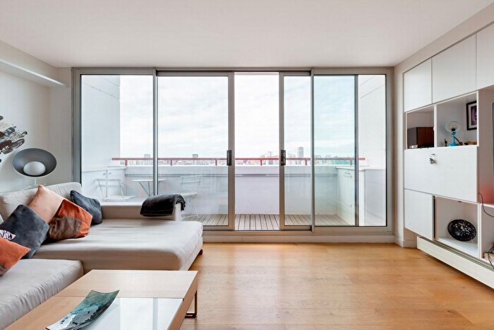 2 Bedroom Flat To Rent In Luxbrough Tower, Luxborough Street, London, W1U