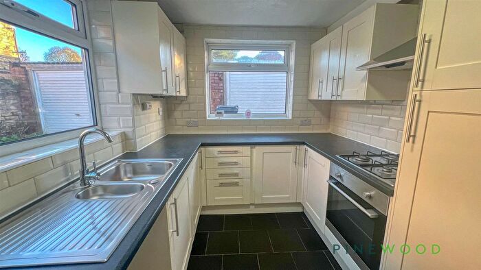 2 Bedroom Flat To Rent In Church Street, Clowne, S43