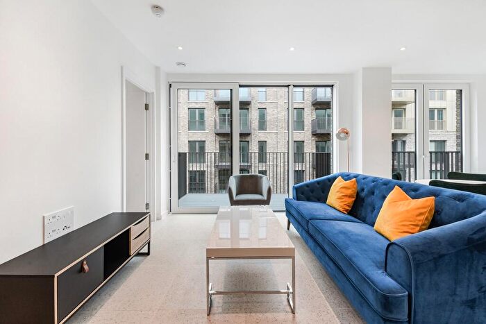 1 Bedroom Apartment To Rent In Sidney Street London, E1