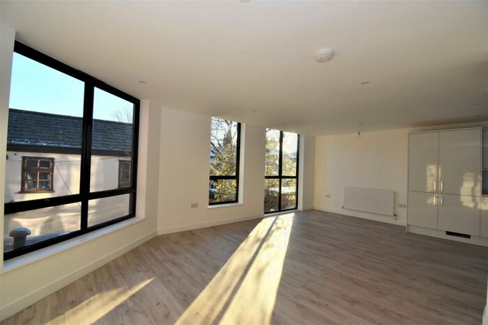 2 Bedroom Flat To Rent In Hindsleys Place London, SE23