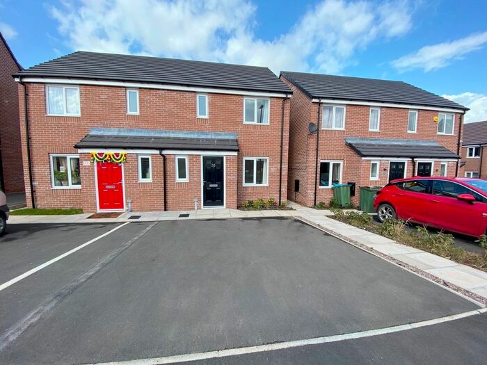 3 Bedroom Semi-Detached House To Rent In Flockton Gardens, Coventry, CV6