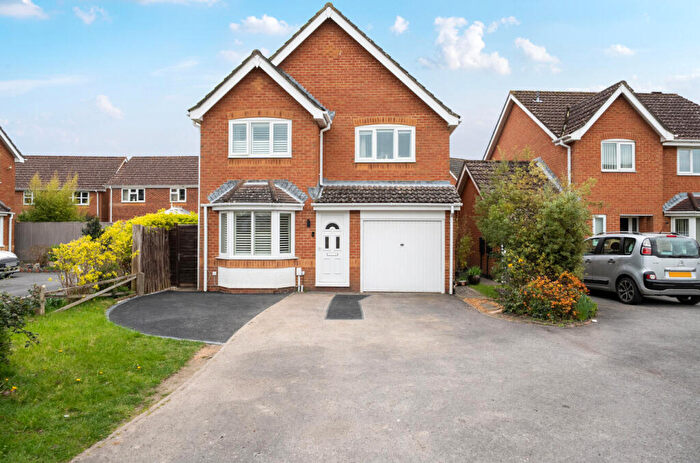 4 Bedroom Detached House For Sale In Balmoral Way, Rownhams, Southampton, Hampshire, SO16