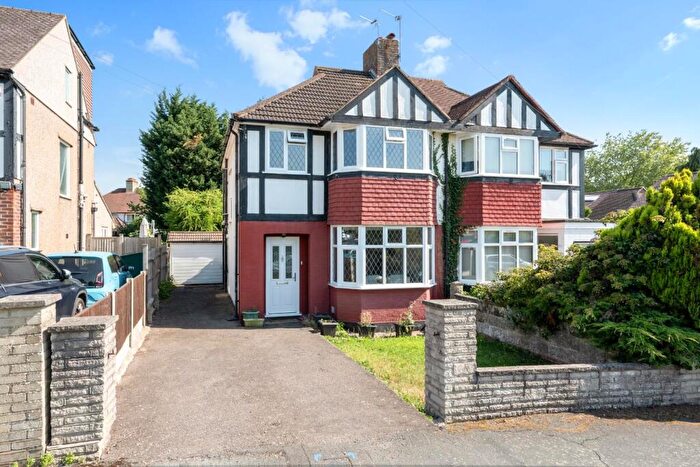 3 Bedroom Semi-Detached House For Sale In Parklawn Avenue, Epsom, KT18