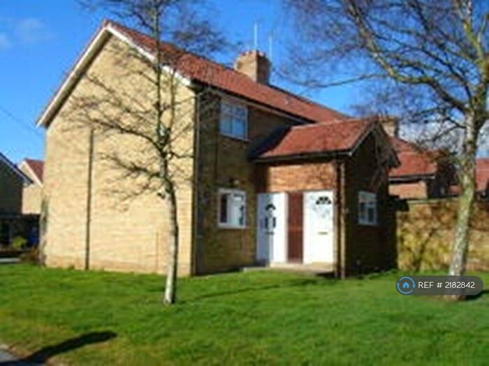 1 Bedroom Flat To Rent In Grebe Close, Ipswich, IP2