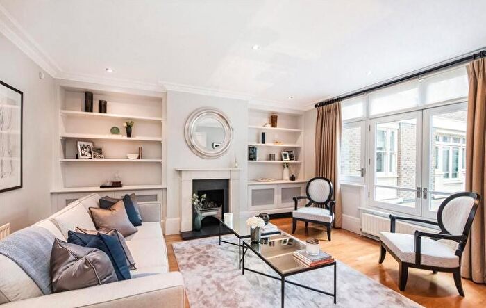 4 Bedroom Town House To Rent In Browning Close, Maida Vale, W9