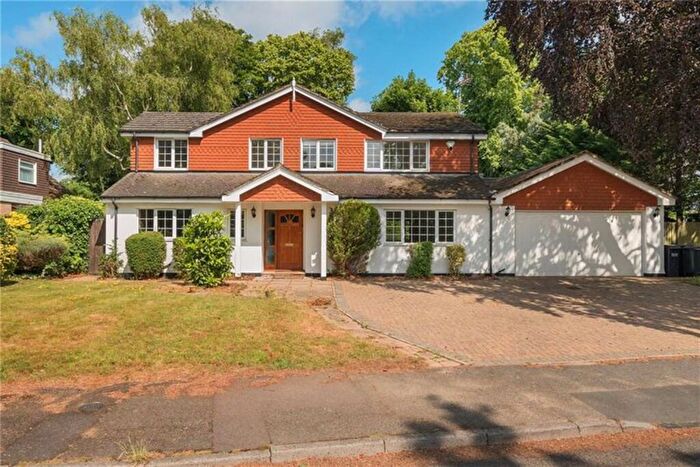 5 Bedroom House To Rent In Bedroom Detached House In Kenley, CR8