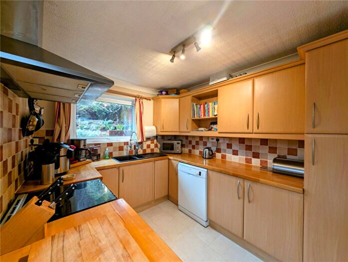 3 Bedroom Detached House For Sale In Pitt Street, Kidderminster, Worcestershire, DY10