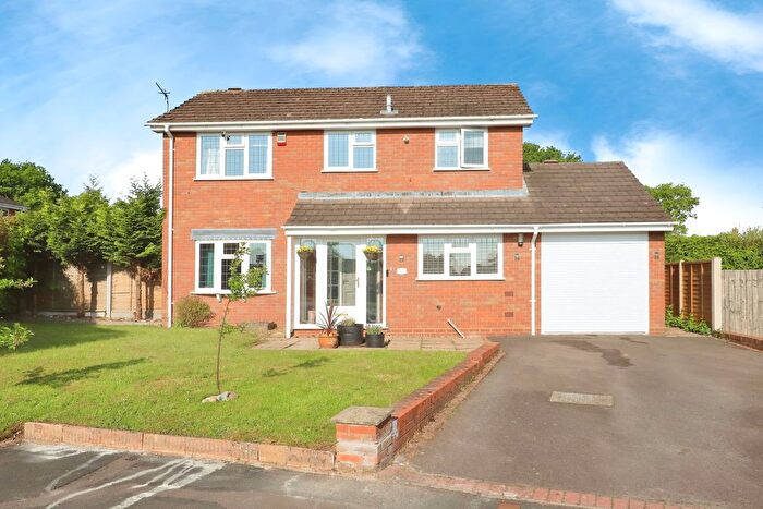 3 Bedroom Detached House For Sale In Wren Avenue, Wolverhampton, Staffordshire, WV6