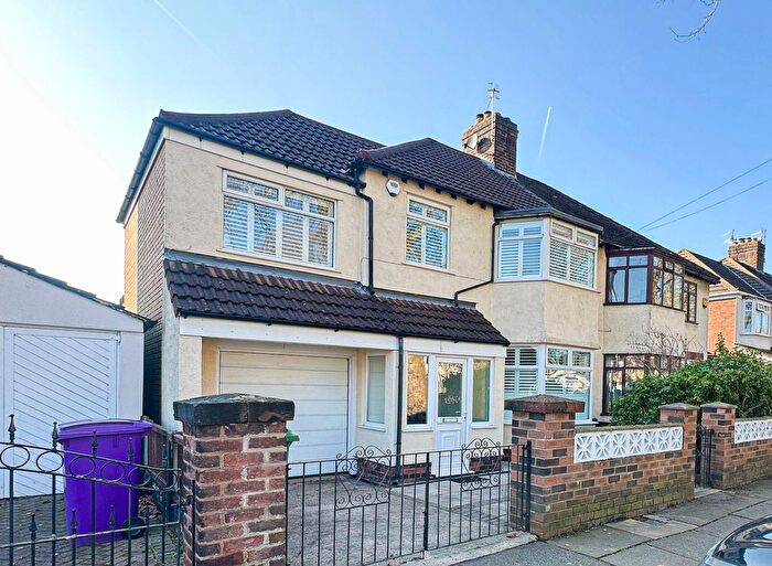 4 Bedroom Semi Detached House For Sale In Brodie Avenue, Liverpool, L19