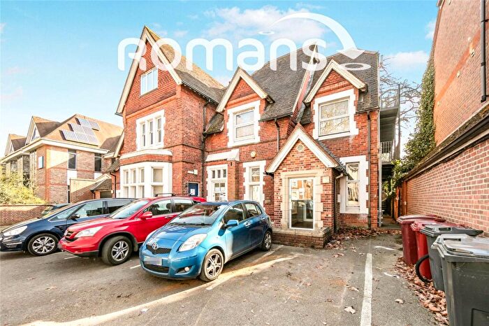 3 Bedroom Flat To Rent In London Road, Reading, RG1