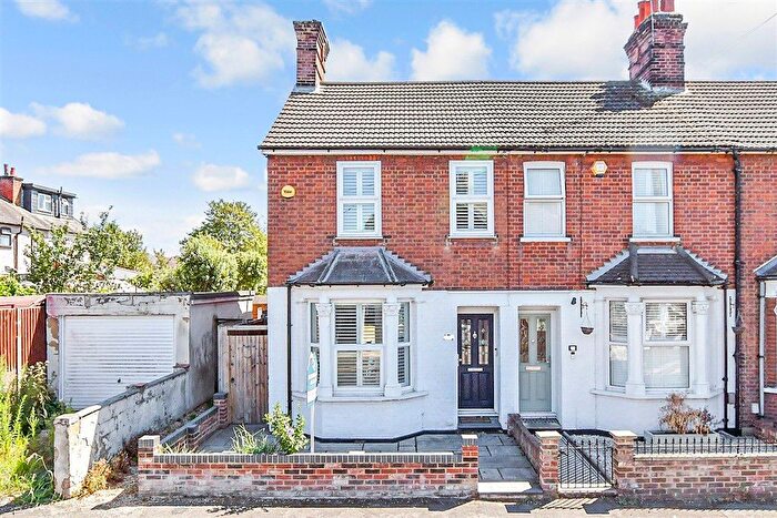 3 Bedroom End Terrace House For Sale In Clydesdale Road, Hornchurch, Essex, RM11