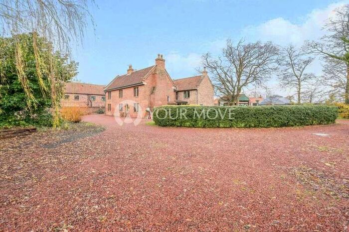 4 Bedroom Detached House For Sale In Selby Road, Howden, Goole, DN14