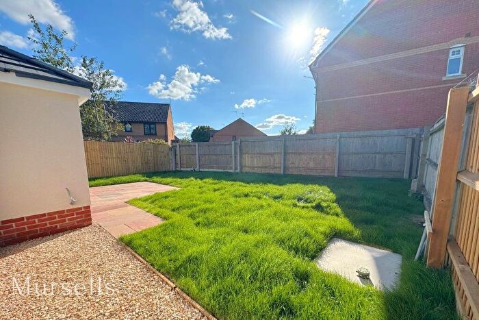 2 Bedroom Bungalow For Sale In Blandford Road, Poole, BH15