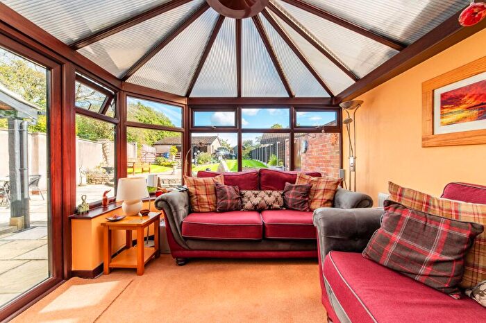 3 Bedroom End Of Terrace House For Sale In New Street, Mawdesley, L40