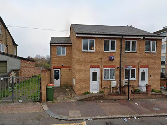 1 Bedroom Flat To Rent In Atherton Road, London, E7