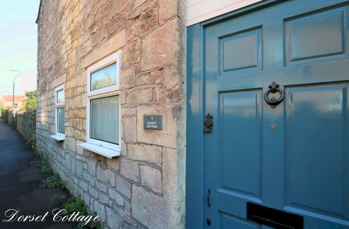 2 Bedroom Cottage To Rent In Combe Down, Bath, BA2