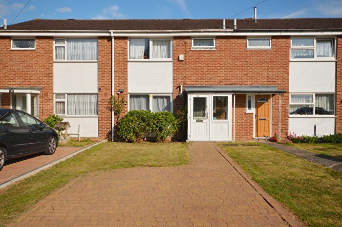 3 Bedroom Terraced House To Rent In Curtis Road, West Ewell, Surrey., KT19