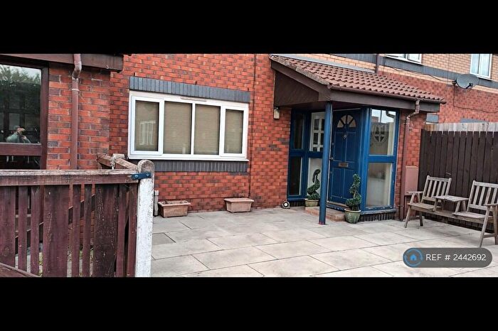 2 Bedroom Terraced House To Rent In Mccready Drive, Salford, M5