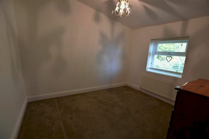 2 Bedroom Property To Rent In Aspinall Fold, Blackburn, BB1