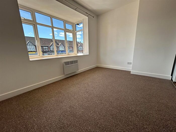 2 Bedroom Flat To Rent In Lewis Road, Sidcup, DA14