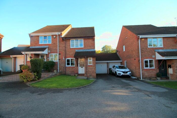2 Bedroom Property To Rent In Garrett Drive, Bradley Stoke, Bristol, BS32