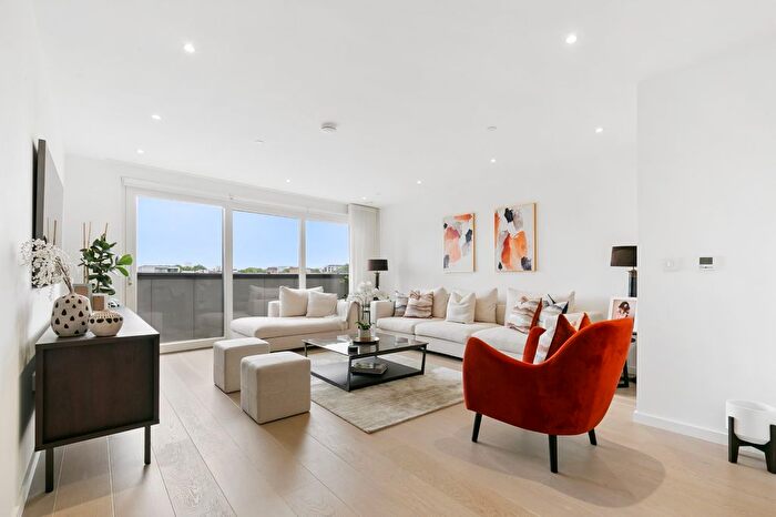 3 Bedroom Flat To Rent In Wharf Road, Angel Southside, N1