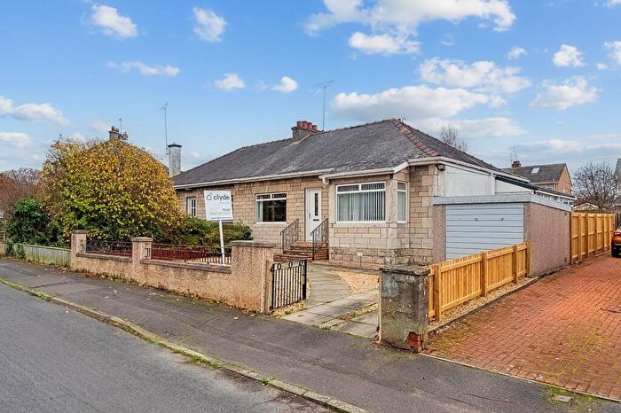 2 Bedroom Semi-Detached Bungalow To Rent In Clydeford Drive, Uddingston, Glasgow, G71