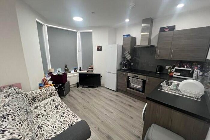 1 Bedroom Flat To Rent In Mackintosh Place Cardiff, CF24