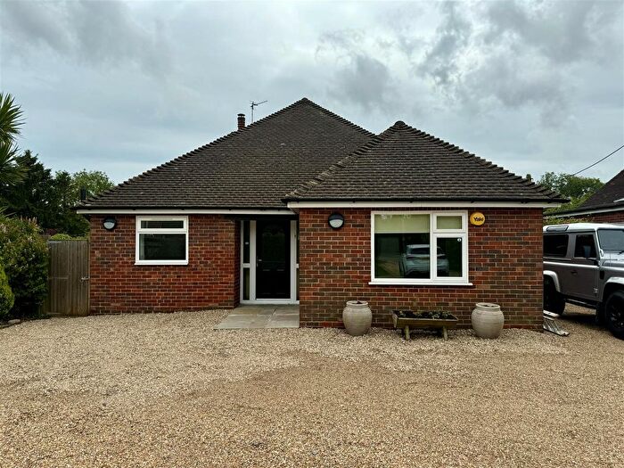 3 Bedroom Detached Bungalow To Rent In Standard Hill, Ninfield, TN33