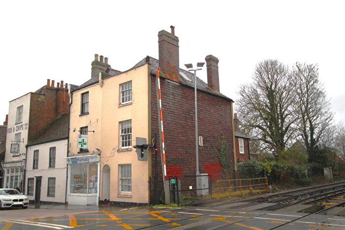 5 Bedroom End Terrace House To Rent In St. Dunstans Street, Canterbury, CT2