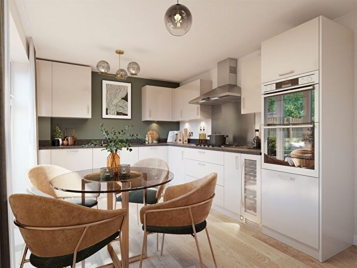 4 Bedroom Detached House For Sale In "Ashington" At Gowering Way, Abingdon, OX14