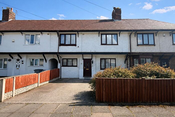 3 Bedroom Terraced House For Sale In Western Avenue, Bromborough, Wirral, CH62