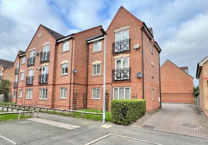2 Bedroom Apartment To Rent In Middle Meadow, Tipton, DY4
