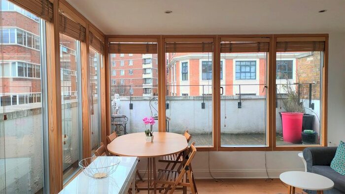 2 Bedroom Maisonette To Rent In Old Street, Old Street, London, EC1V