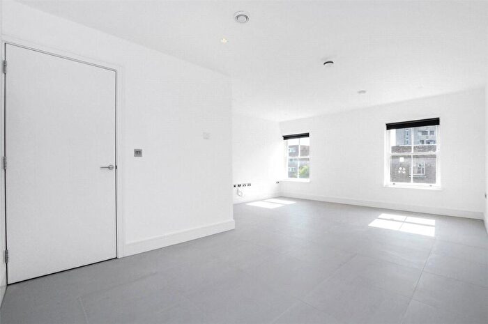 1 Bedroom Apartment To Rent In Hackney Road, London, E2