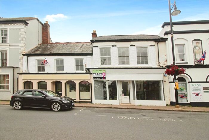 1 Bedroom Flat To Rent In The Square, Holsworthy, EX22