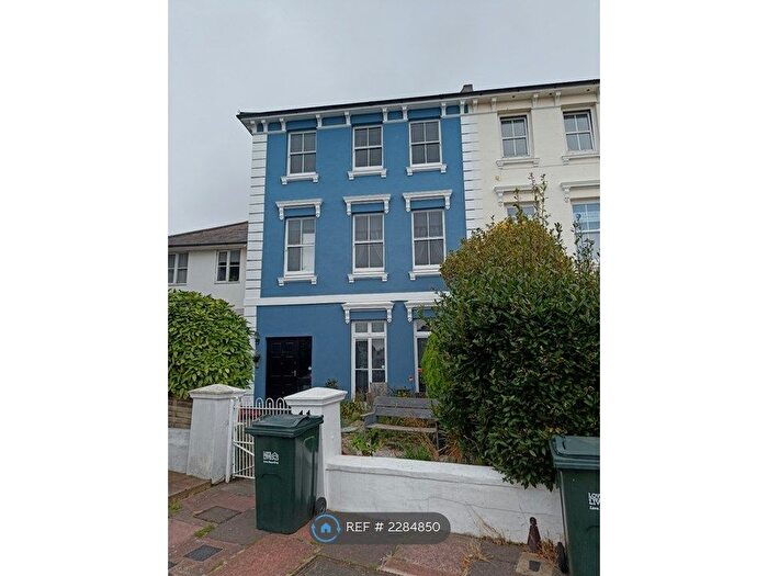 1 Bedroom Flat To Rent In April Lodge, Eastbourne, BN21