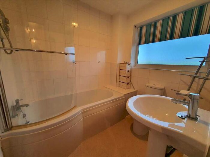 1 Bedroom Property To Rent In Randwick Drive, Worcester WR4