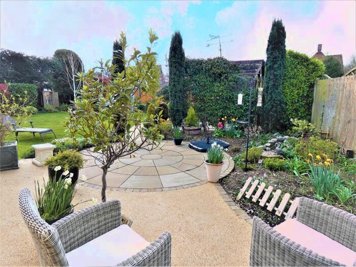 5 Bedroom Detached House For Sale In Eastcliff Close, Lee-On-The-Solent, PO13