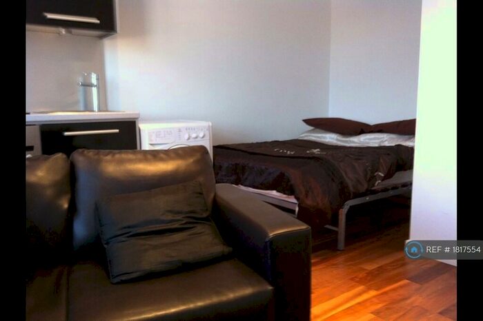 Studio To Rent In Wellington Street, Leeds, LS1