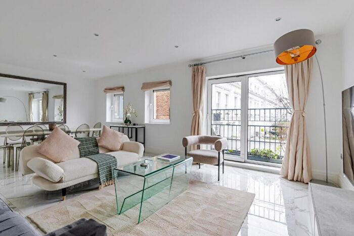 2 Bedroom Apartment To Rent In Drayton Gardens, London, SW10