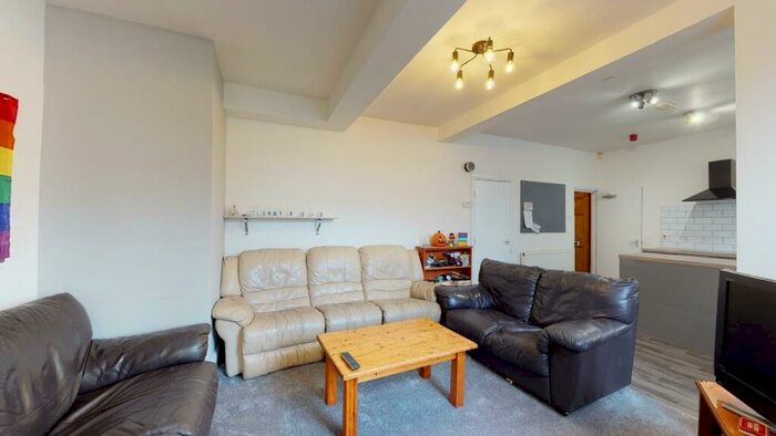 8 Bedroom House To Rent In - Clementson Road, Crookes, S10