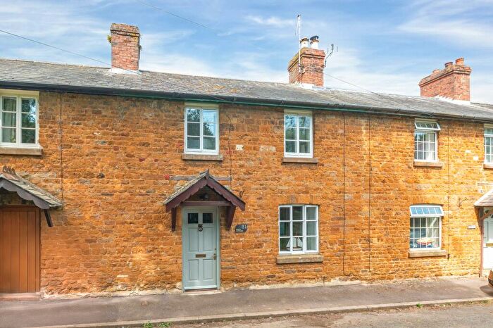 2 Bedroom Terraced House For Sale In Main Street, Ridlington, LE15